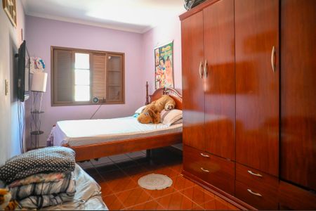 Casa à venda com 261m², 2 quartos e 2 vagas Casa à venda com 261m², 2 quartos e 2 vagasQuarto 1