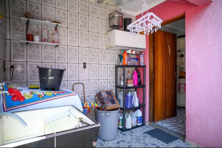 Casa à venda com 261m², 2 quartos e 2 vagas Casa à venda com 261m², 2 quartos e 2 vagasÁrea de Serviço