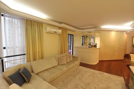 Apartamento à venda com 210m², 3 quartos e 3 vagasSala