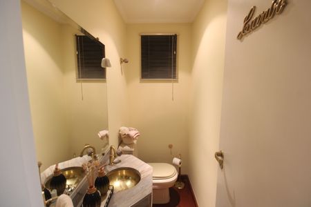 Apartamento à venda com 210m², 3 quartos e 3 vagasLavabo