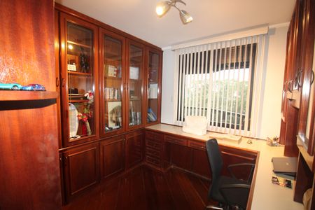 Apartamento à venda com 210m², 3 quartos e 3 vagasQuarto 1