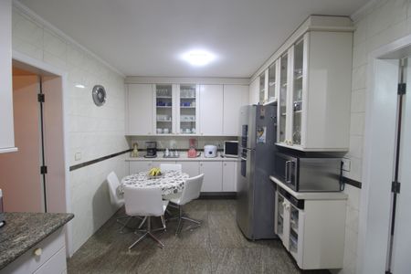 Apartamento à venda com 210m², 3 quartos e 3 vagasCozinha