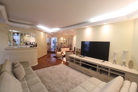 Apartamento à venda com 210m², 3 quartos e 3 vagasSala