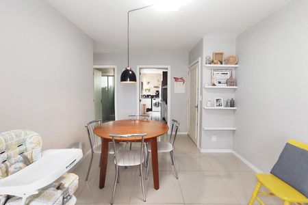 Apartamento à venda com 49m², 1 quarto e sem vagaSala