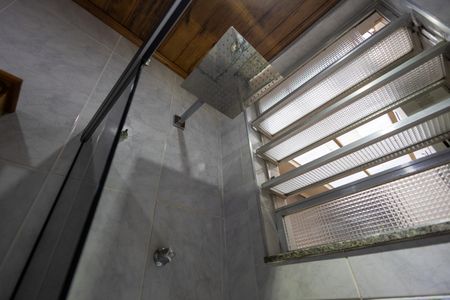 Apartamento à venda com 56m², 2 quartos e sem vaga Apartamento à venda com 56m², 2 quartos e sem vagaBanheiro