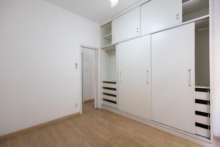 Apartamento à venda com 56m², 2 quartos e sem vaga Apartamento à venda com 56m², 2 quartos e sem vagaQuarto