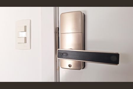 Apartamento à venda com 67m², 2 quartos e 1 vagaFechadura eletrônica