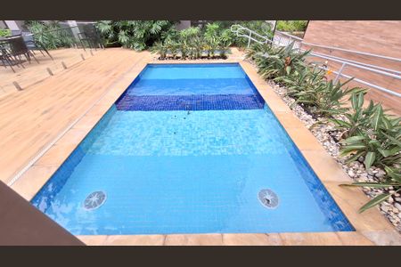 Apartamento à venda com 67m², 2 quartos e 1 vagaÁrea comum - Piscina