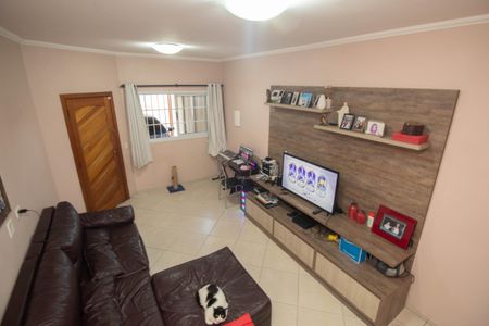 Casa à venda com 113m², 3 quartos e 2 vagas Casa à venda com 113m², 3 quartos e 2 vagasSala