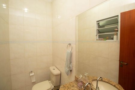 Casa à venda com 113m², 3 quartos e 2 vagas Casa à venda com 113m², 3 quartos e 2 vagasBanheiro 2