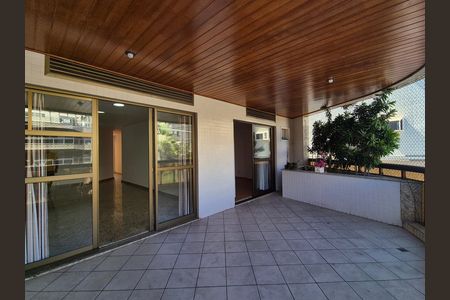 Apartamento para alugar com 119m², 3 quartos e 2 vagas Apartamento para alugar com 119m², 3 quartos e 2 vagasVaranda