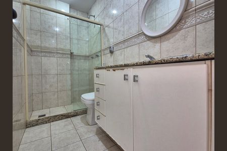 Apartamento para alugar com 119m², 3 quartos e 2 vagas Apartamento para alugar com 119m², 3 quartos e 2 vagasBanheiro