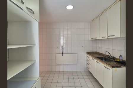 Apartamento para alugar com 119m², 3 quartos e 2 vagas Apartamento para alugar com 119m², 3 quartos e 2 vagasCozinha