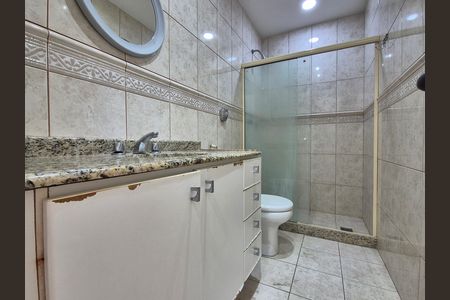 Apartamento para alugar com 119m², 3 quartos e 2 vagas Apartamento para alugar com 119m², 3 quartos e 2 vagasBanheiro da Suíte