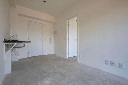 Apartamento à venda com 28m², 1 quarto e sem vaga Apartamento à venda com 28m², 1 quarto e sem vagaSala/Cozinha