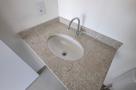 Apartamento à venda com 28m², 1 quarto e sem vaga Apartamento à venda com 28m², 1 quarto e sem vagaSuíte - Banheiro