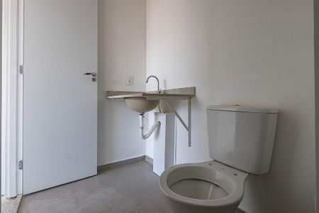 Apartamento à venda com 28m², 1 quarto e sem vaga Apartamento à venda com 28m², 1 quarto e sem vagaSuíte - Banheiro