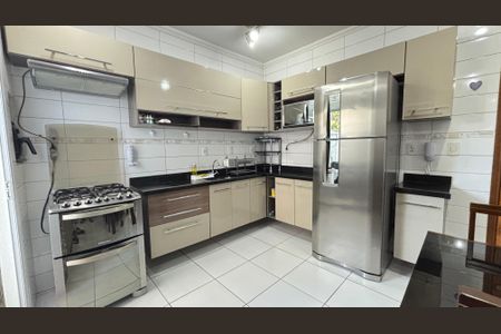 Apartamento à venda com 56m², 2 quartos e 1 vaga Apartamento à venda com 56m², 2 quartos e 1 vagaCozinha