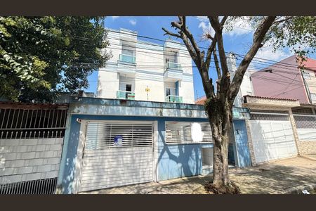 Apartamento à venda com 56m², 2 quartos e 1 vaga Apartamento à venda com 56m², 2 quartos e 1 vagaFachada