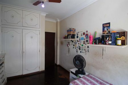 Apartamento à venda com 120m², 3 quartos e 1 vagaQuarto 2