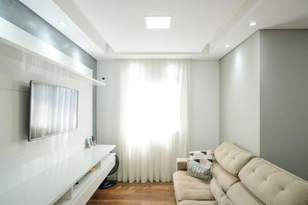 Apartamento à venda com 72m², 2 quartos e 2 vagasSala