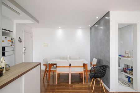 Apartamento à venda com 72m², 2 quartos e 2 vagasSala