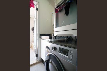 Apartamento à venda com 72m², 2 quartos e 2 vagasÁrea de serviço