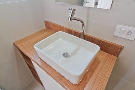 Apartamento para alugar com 67m², 3 quartos e 1 vaga Apartamento para alugar com 67m², 3 quartos e 1 vagaBanheiro