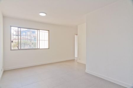 Apartamento para alugar com 67m², 3 quartos e 1 vaga Apartamento para alugar com 67m², 3 quartos e 1 vagaSala