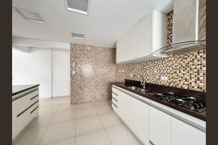 Apartamento à venda com 86m², 2 quartos e 1 vagaCozinha