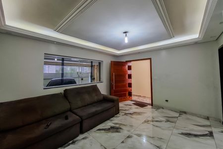 Casa à venda com 120m², 2 quartos e 5 vagasSala