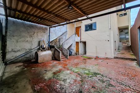 Casa à venda com 120m², 2 quartos e 5 vagasGaragem