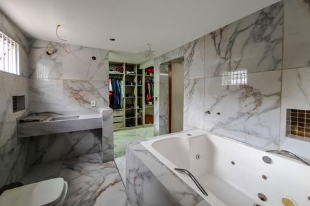 Casa à venda com 120m², 2 quartos e 5 vagasbanheiro Quarto 2