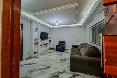 Casa à venda com 120m², 2 quartos e 5 vagasSala