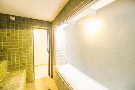 Casa de condomínio à venda com 598m², 4 quartos e 4 vagas Casa de condomínio à venda com 598m², 4 quartos e 4 vagasSaúna