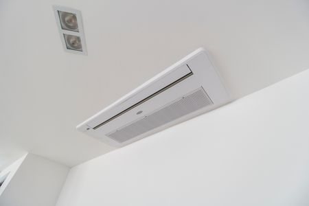 Casa de condomínio à venda com 598m², 4 quartos e 4 vagas Casa de condomínio à venda com 598m², 4 quartos e 4 vagasSala de Jantar