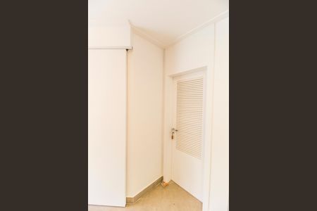 Casa de condomínio à venda com 598m², 4 quartos e 4 vagas Casa de condomínio à venda com 598m², 4 quartos e 4 vagasDespensa