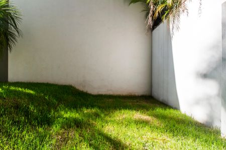 Casa de condomínio à venda com 598m², 4 quartos e 4 vagas Casa de condomínio à venda com 598m², 4 quartos e 4 vagasVista