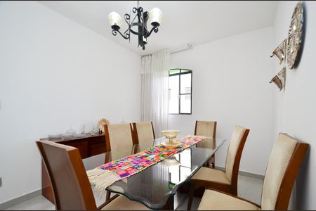 Apartamento à venda com 90m², 3 quartos e 2 vagasSala de jantar