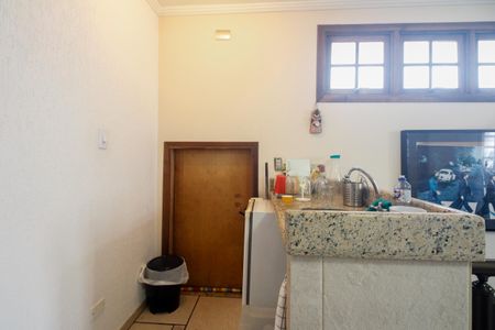 Casa à venda com 287m², 3 quartos e 2 vagasSala de TV