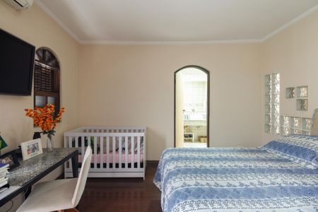 Casa à venda com 287m², 3 quartos e 2 vagasSuíte 3