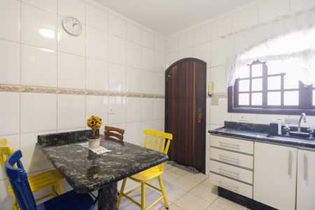 Casa à venda com 287m², 3 quartos e 2 vagasCozinha