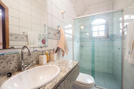 Casa à venda com 287m², 3 quartos e 2 vagasBanheiro Suíte 2