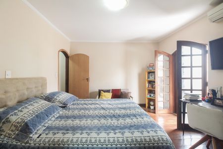 Casa à venda com 287m², 3 quartos e 2 vagasSuíte 3