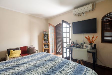 Casa à venda com 287m², 3 quartos e 2 vagasSuíte 3