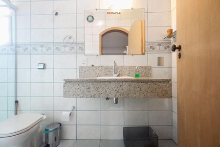 Casa à venda com 287m², 3 quartos e 2 vagasBanheiro Suíte 1