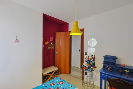 Apartamento à venda com 125m², 4 quartos e 2 vagasQuarto 3