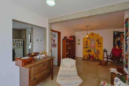 Apartamento à venda com 125m², 4 quartos e 2 vagasSala