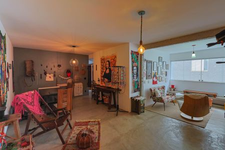 Apartamento à venda com 125m², 4 quartos e 2 vagasSala