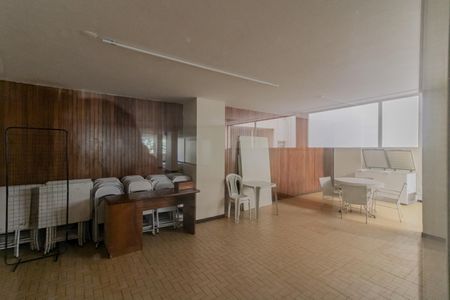 Apartamento à venda com 80m², 2 quartos e 1 vagaÁrea comum - Salão de festas